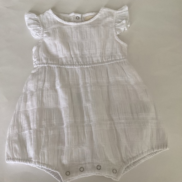 Vignette Girls Dress Romper Size 12-18M Lot of Two Dresses One Romper - Picture 12 of 16